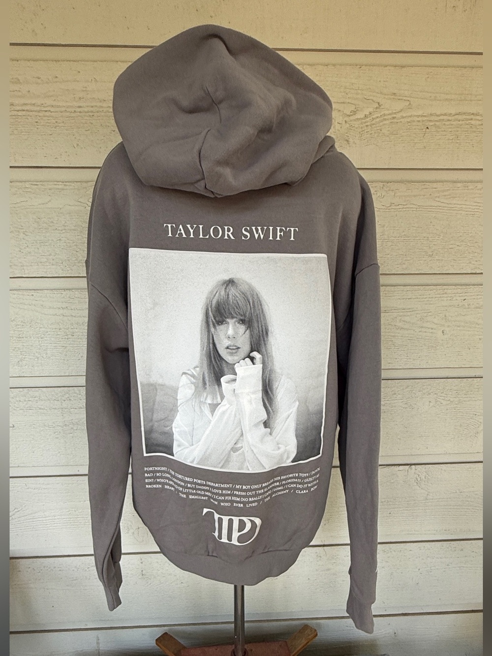 Taylor Swift Gray Photo-Back Graphic Hoodie